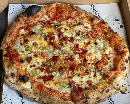 Mozzarella Fellas Pizza