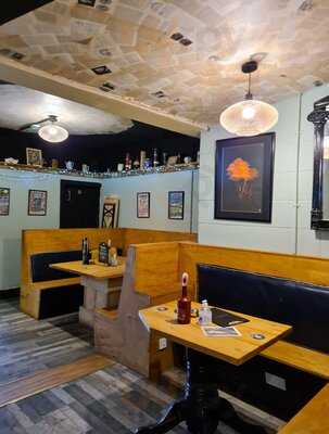 Black Cat - Bar & Bottle Shop