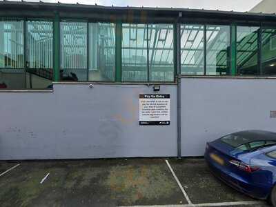 Legends Desserts And Burger Bar