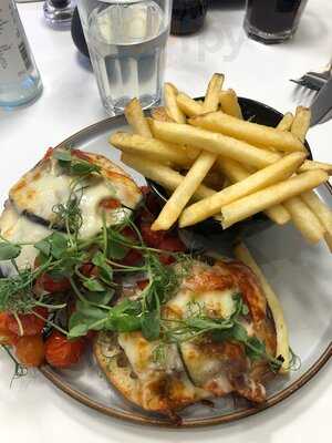 The Sweetpea Kitchen At Hartham Park