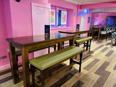 Lambert's Bar & Cookhouse