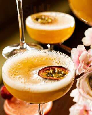 Lambert's Bar & Cookhouse