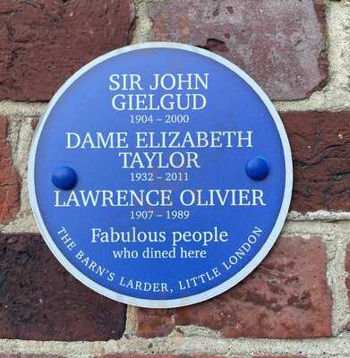 The Barn Little London