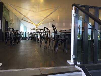 Starbucks Coffee, M25 Cobham Services