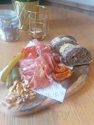 No.60 Coffee & Wine Bar