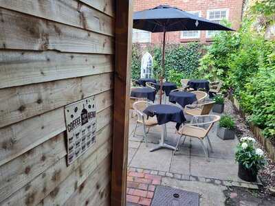 No.60 Coffee & Wine Bar