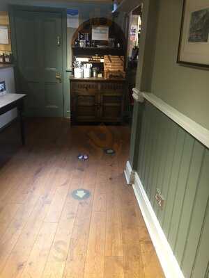 Leif Tearooms And Piano Bar