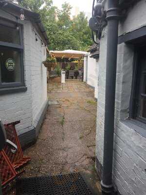 Leif Tearooms And Piano Bar