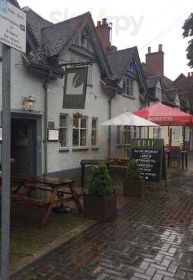 Leif Tearooms And Piano Bar