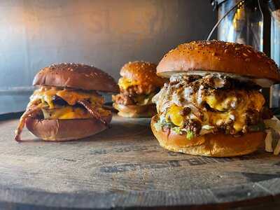 Three Cuts Burger & Tap