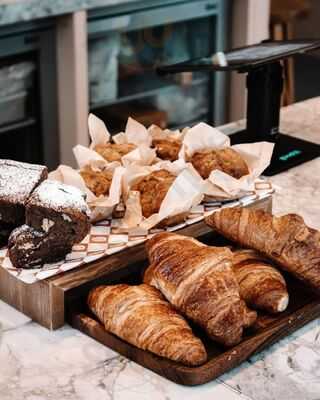 Shaman London - Dalston