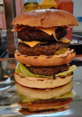 Hometown Cafe & Grill