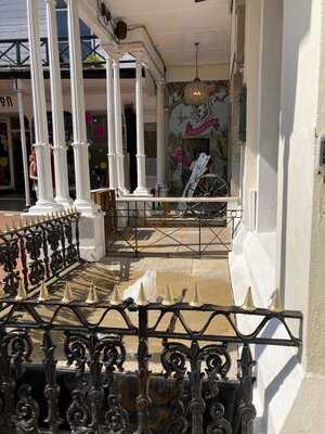 Oliver Greens Of Royal Tunbridge Wells