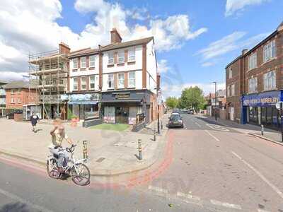 Somomo Eritrean & Ethiopian Wine Bar & Restaurant