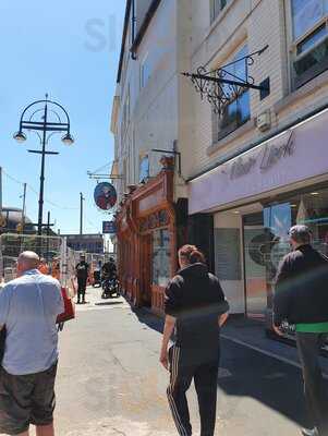 The General Elliot Pub