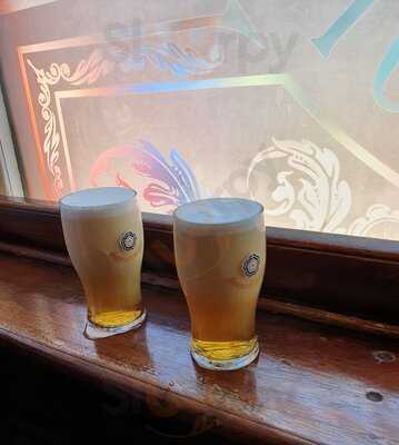 The General Elliot Pub