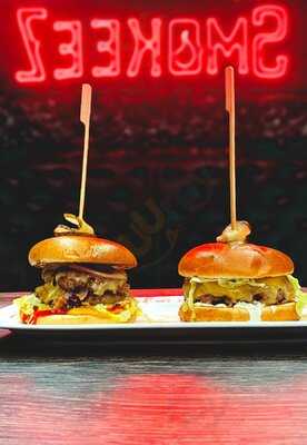 Smokeez Shisha & Grill