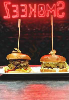 Smokeez Shisha & Grill