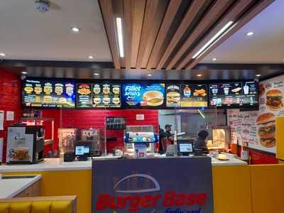 Burger Baser Green Street