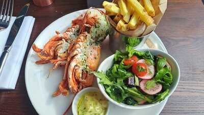 Browns Bar And Grill Liverpool One