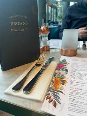 Browns Bar And Grill Liverpool One