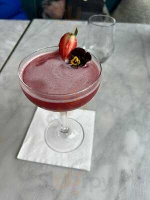 Browns Bar And Grill Liverpool One