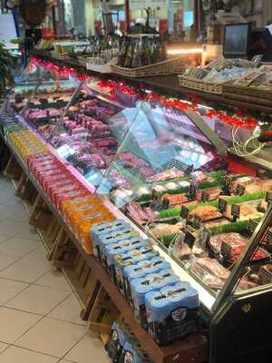 Charles Frazer Quality Meats