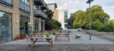 Brentford Fish Bar And Curry House