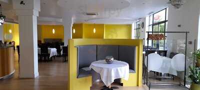 Brentford Fish Bar And Curry House