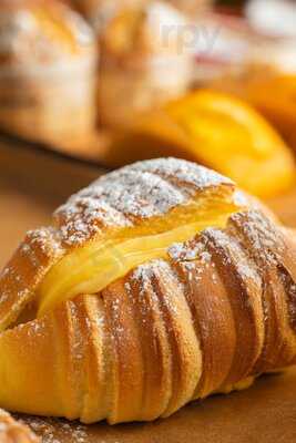 Lisboa Cafe & Patisserie (crookes)