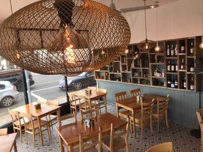 Yaaze Bistro Cafe And Meze Bar