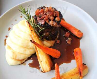 Babsi Bar & Restaurant