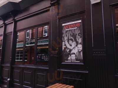 The Avenue Bar