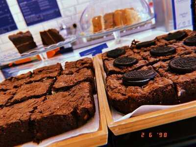 The Retreat Breakfast & Coffee House