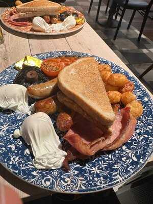 Bridgewater Exchange