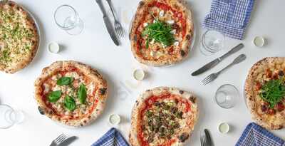 Oscar's Lockdown Pizza