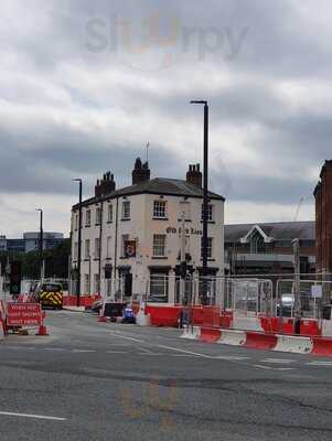 The Old Red Lion Pub