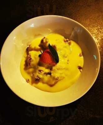 Triple 7 Bar And Kitchen