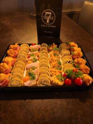 Triple 7 Bar And Kitchen