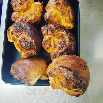 Triple 7 Bar And Kitchen