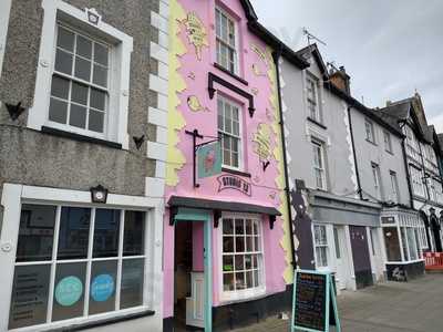 Studio 13 Ice Cream & Desserts