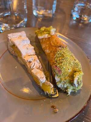 Paesani Deli And Pizzeria