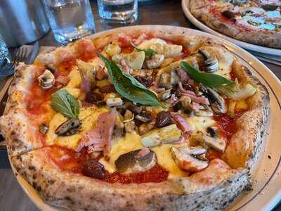 Paesani Deli And Pizzeria