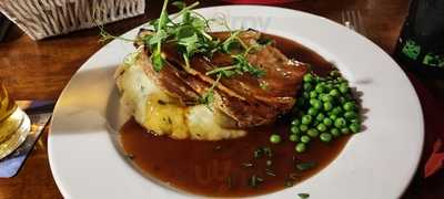 Sparkles At The Rusty Axe Inn