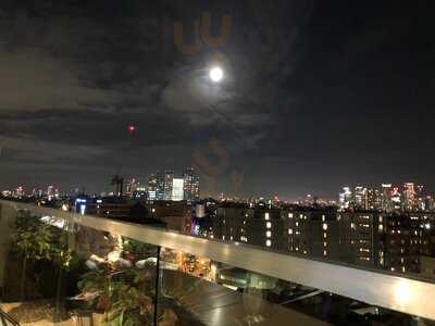 Pocketsquare Skyline Bar & Terrace