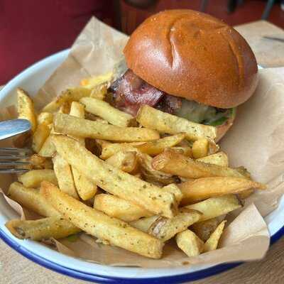 Honest Burgers Finsbury Park