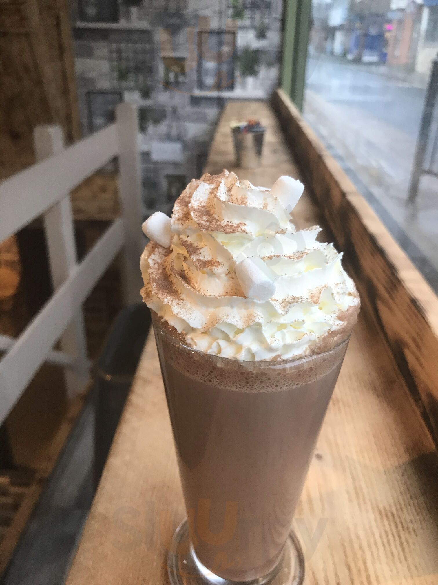 Aj's Cafe On The Corner