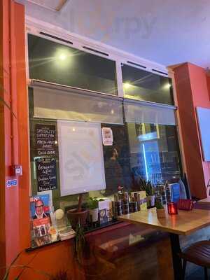 Nanima Asian Kitchen & Cafe