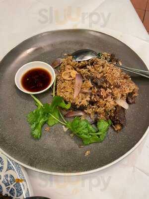 Mali Vegan Thai Restaurant