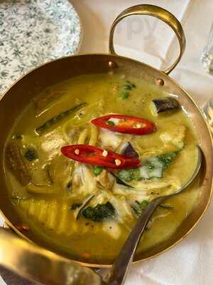 Mali Vegan Thai Restaurant